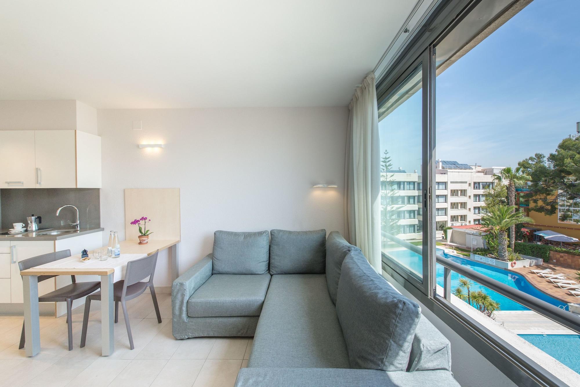 Atenea Park Suites & Apartments Vilanova i la Geltrú Dış mekan fotoğraf