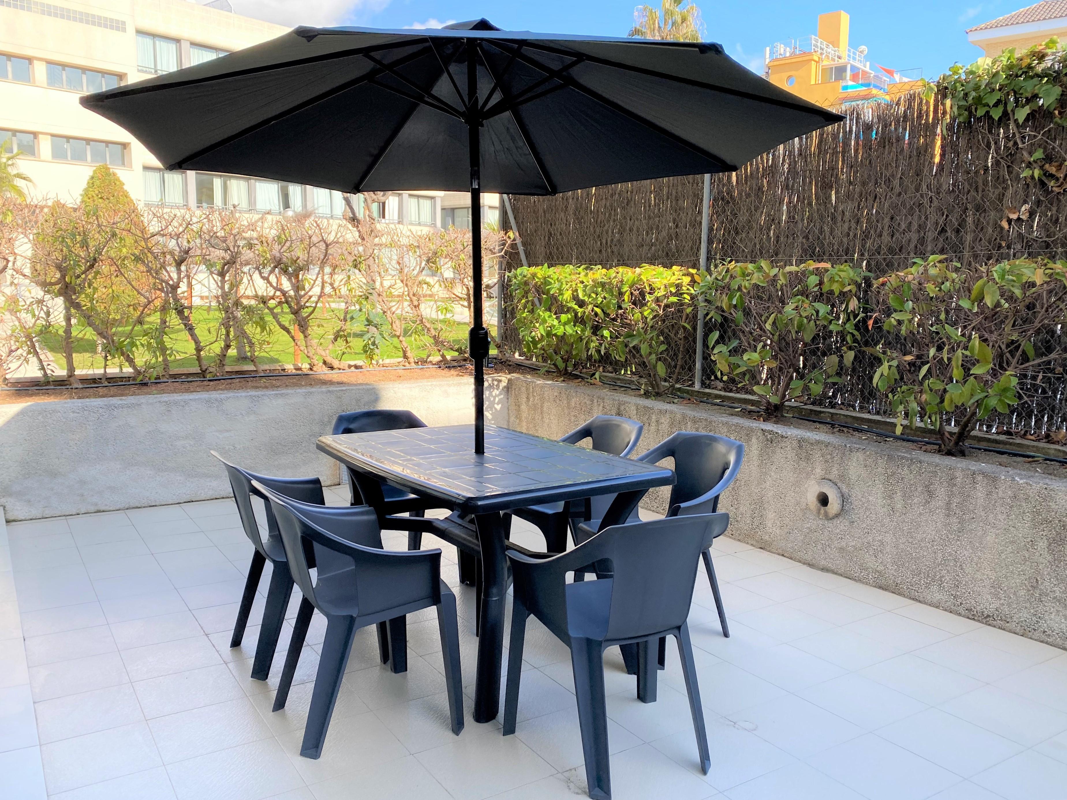 Atenea Park Suites & Apartments Vilanova i la Geltrú Dış mekan fotoğraf