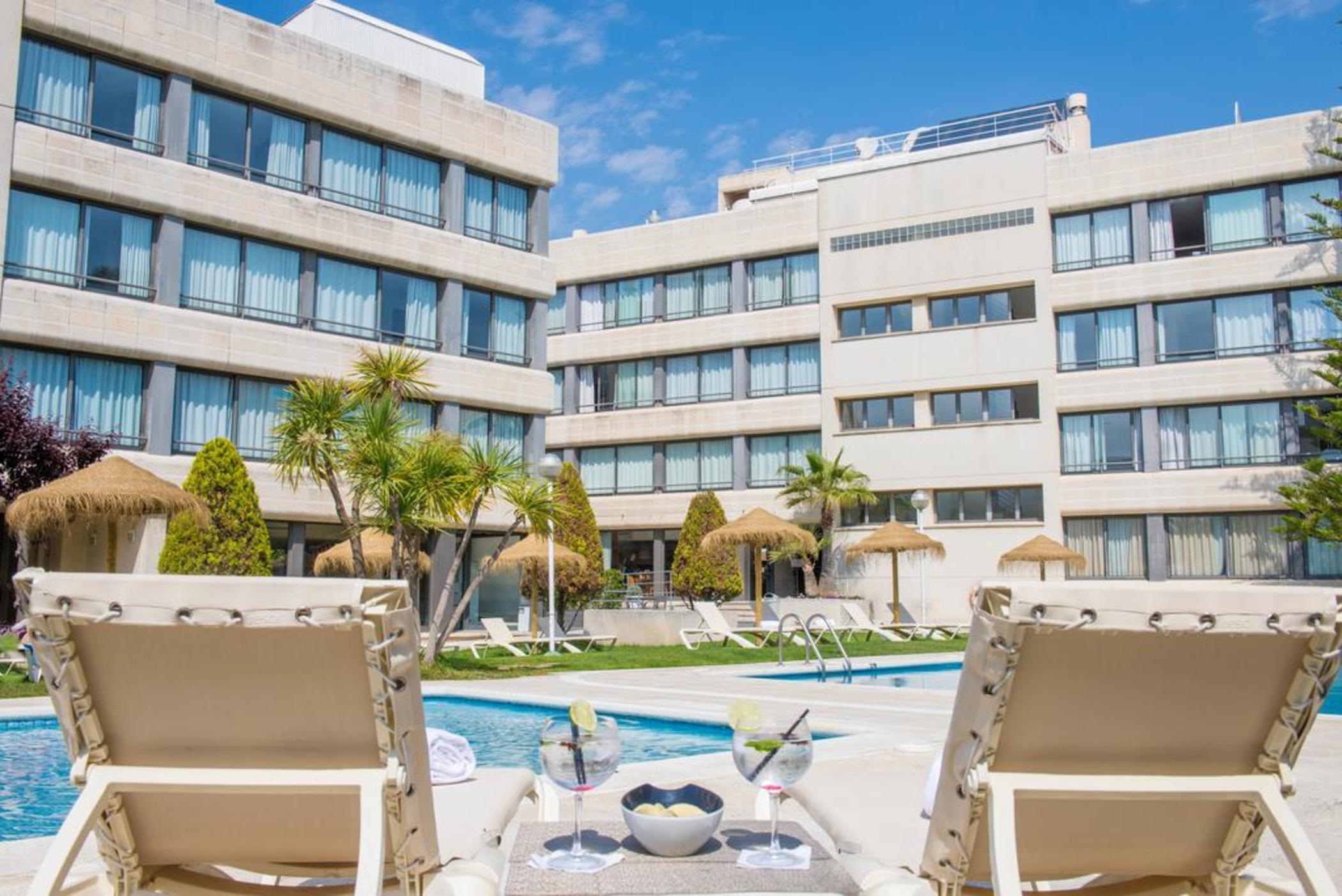 Atenea Park Suites & Apartments Vilanova i la Geltrú Dış mekan fotoğraf