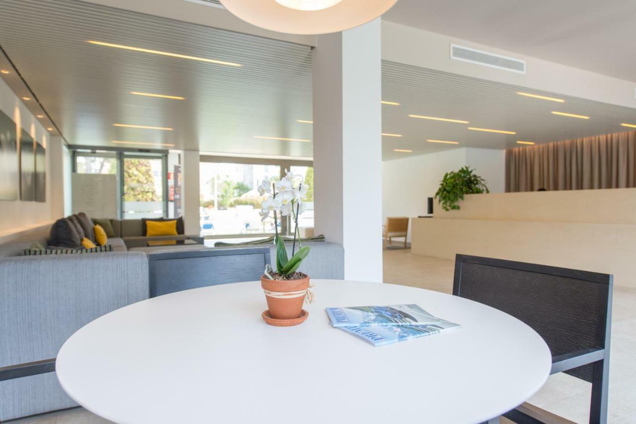 Atenea Park Suites & Apartments Vilanova i la Geltrú Dış mekan fotoğraf