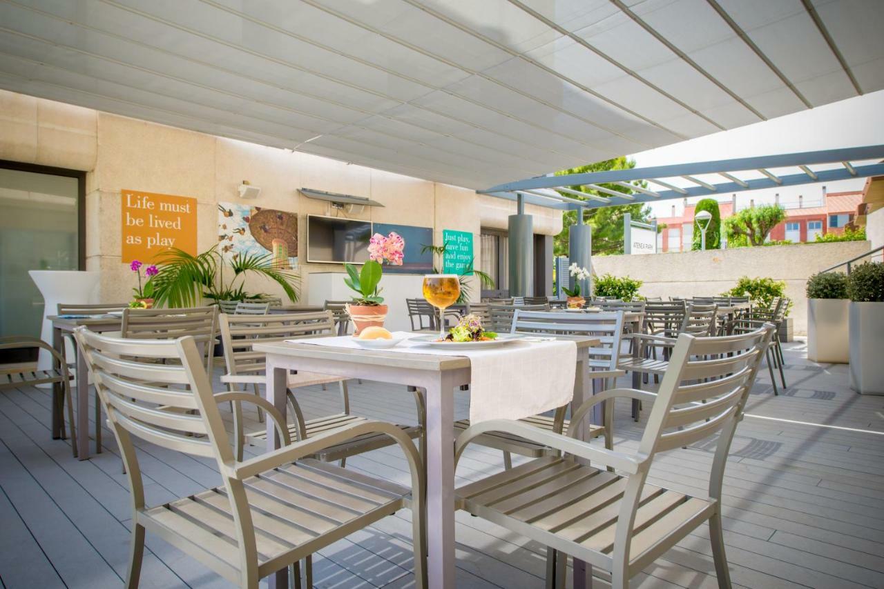 Atenea Park Suites & Apartments Vilanova i la Geltrú Dış mekan fotoğraf