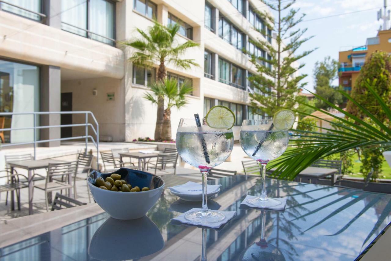 Atenea Park Suites & Apartments Vilanova i la Geltrú Dış mekan fotoğraf